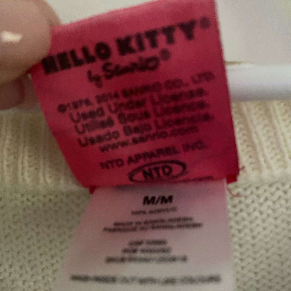 2/$20 Hello Kitty Sweater Officially Licensed Sanrio - Picture 3 of 7